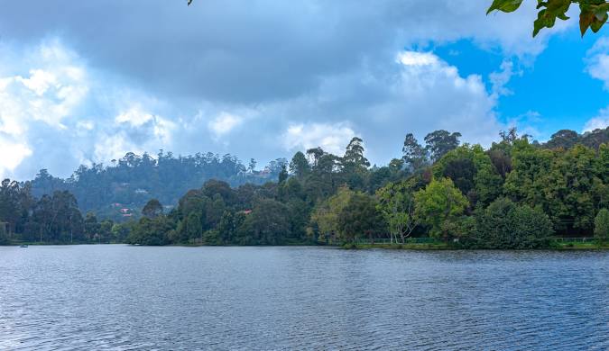 Kodaikanal Lake near Naga Resort best resort in Kodaikanal